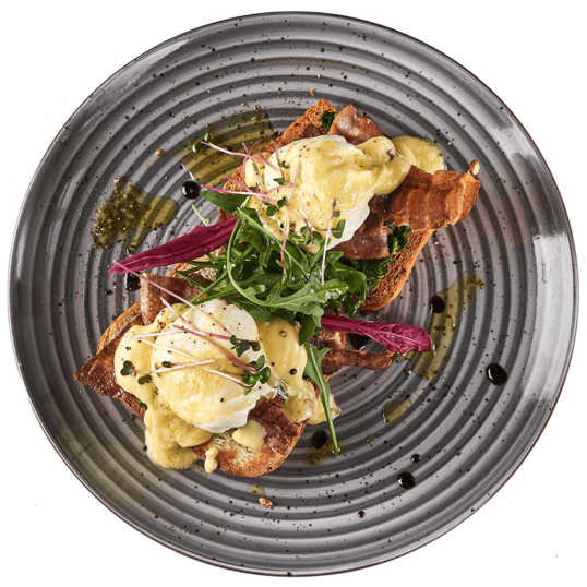 Яйця Бенедикт